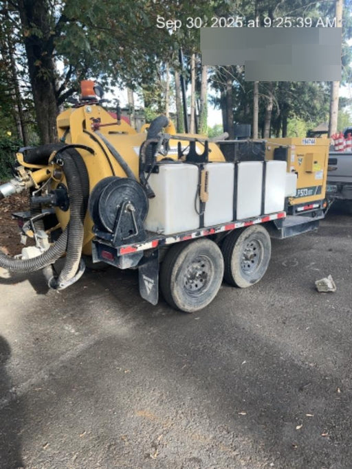 2021 VAC-TRON LP573XDT