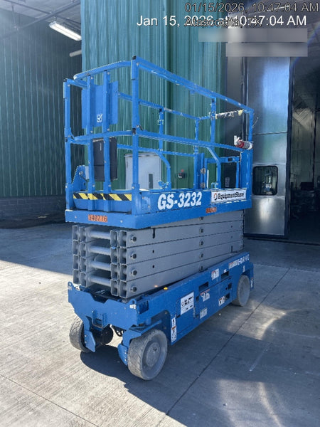 2023 GENIE GS-3232