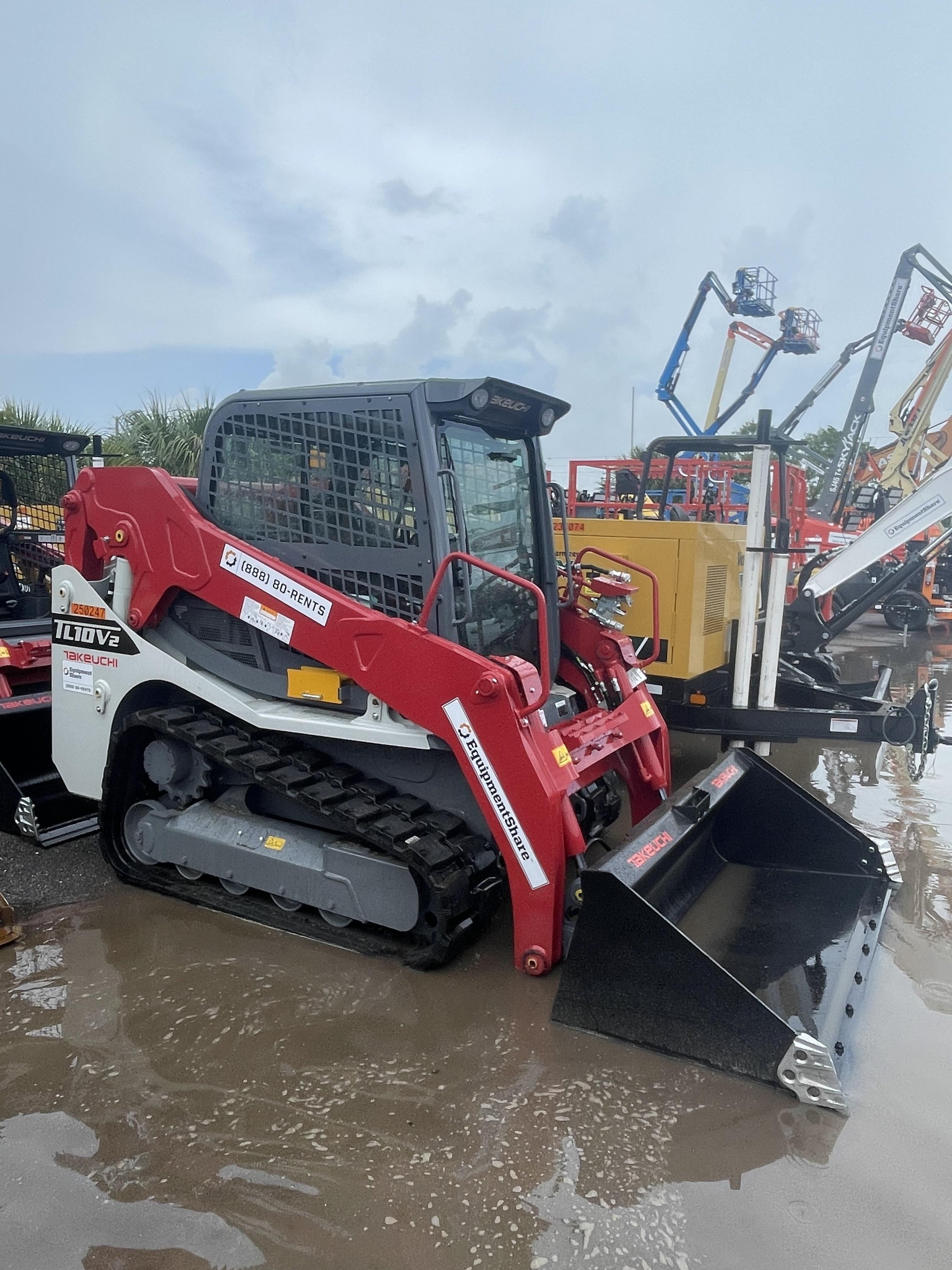 2022 TAKEUCHI TL10V2-CR