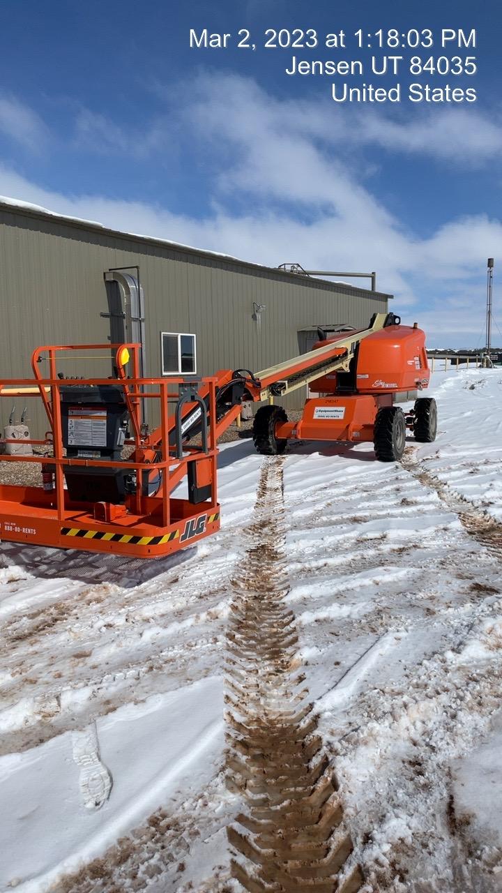 2023 JLG 460SJ