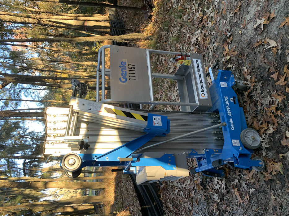 2020 GENIE AWP-30S