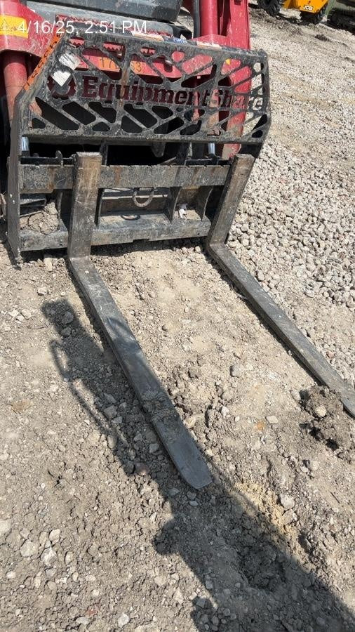 2024 PALADIN 48" Pallet Forks - Paladin
