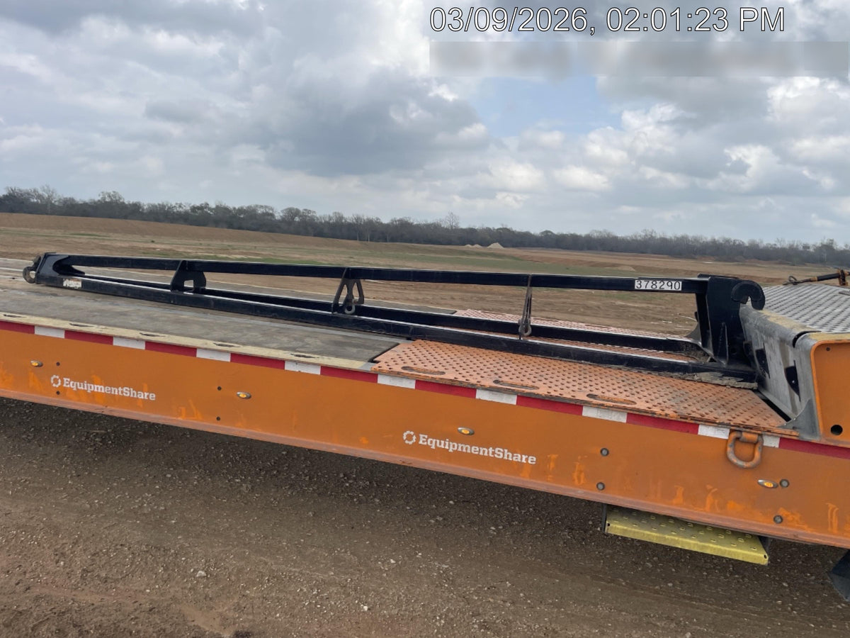 2023 JLG 1001275852