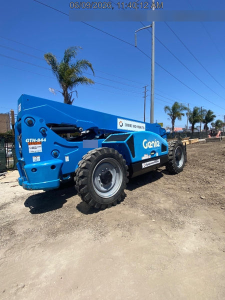 2023 GENIE GTH-844