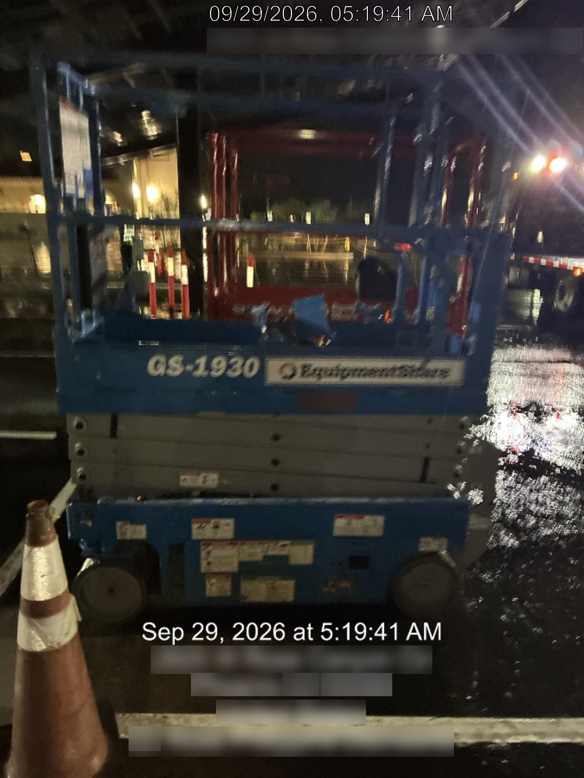 2020 Genie GS-1930 Solid Non Marking Tires, Beacon, Folding rails with half height swing gate, 800W Inverter