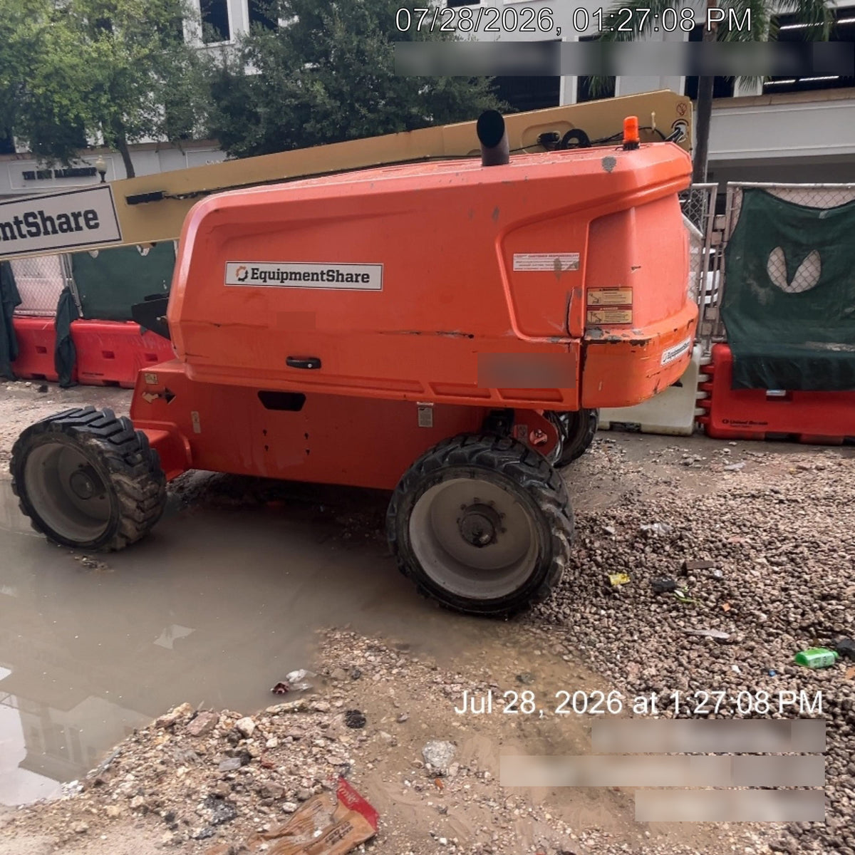 2020 JLG 660SJ