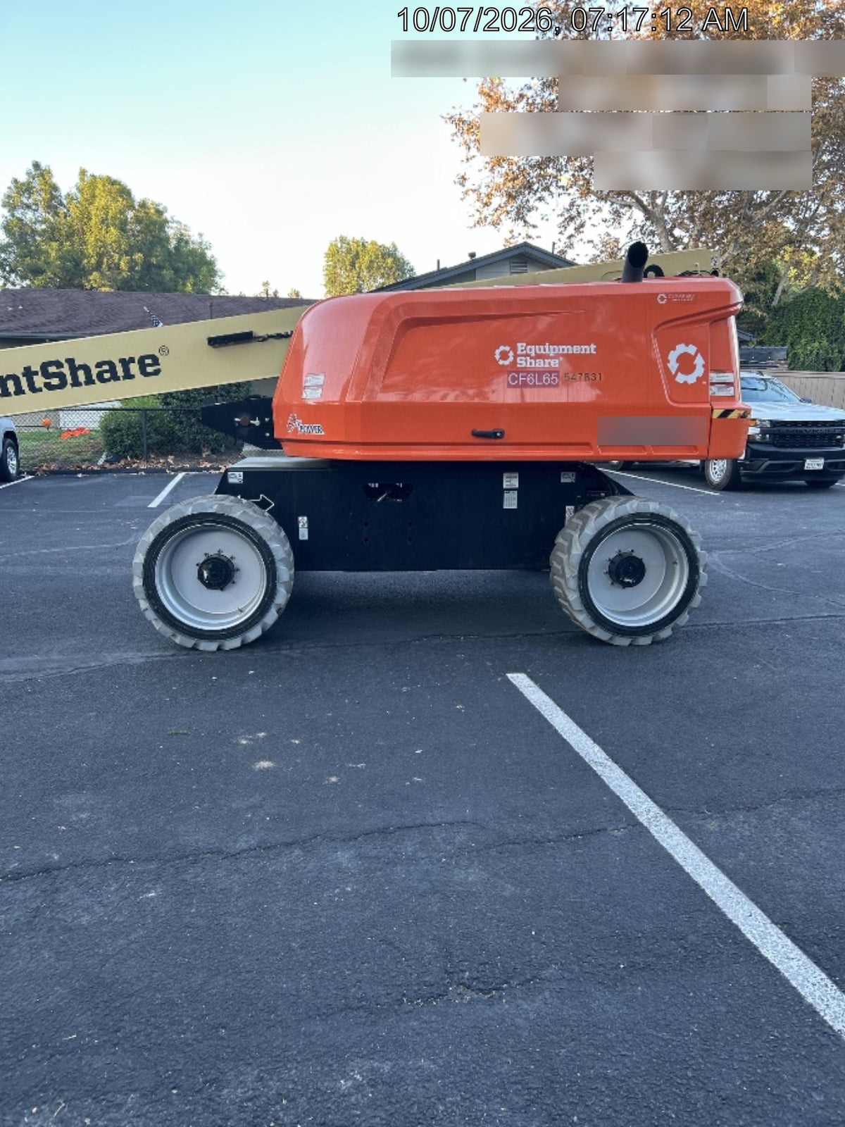 2025 JLG 660SJ