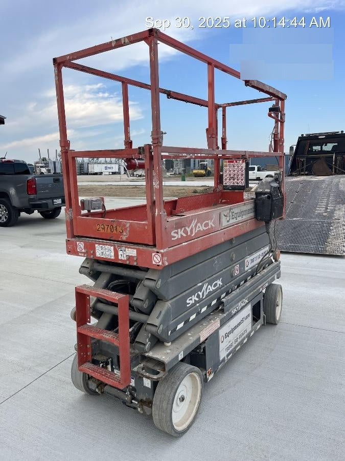 2023 SKYJACK SJ3226