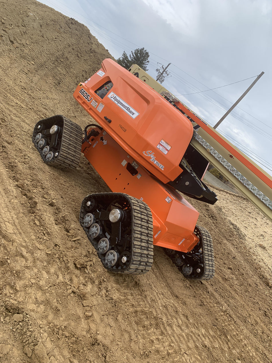 2021 JLG 660SJ Quad Track