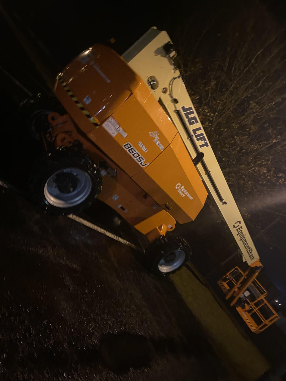 2023 JLG 860SJ