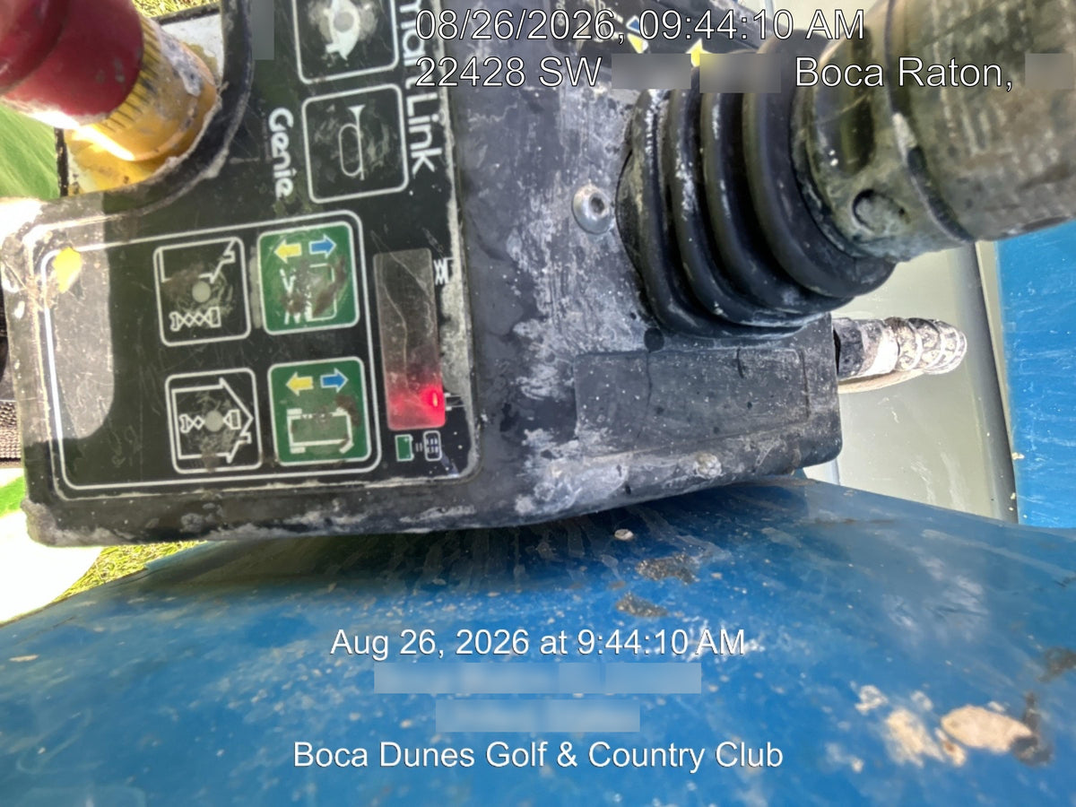 2023 GENIE GS-2632