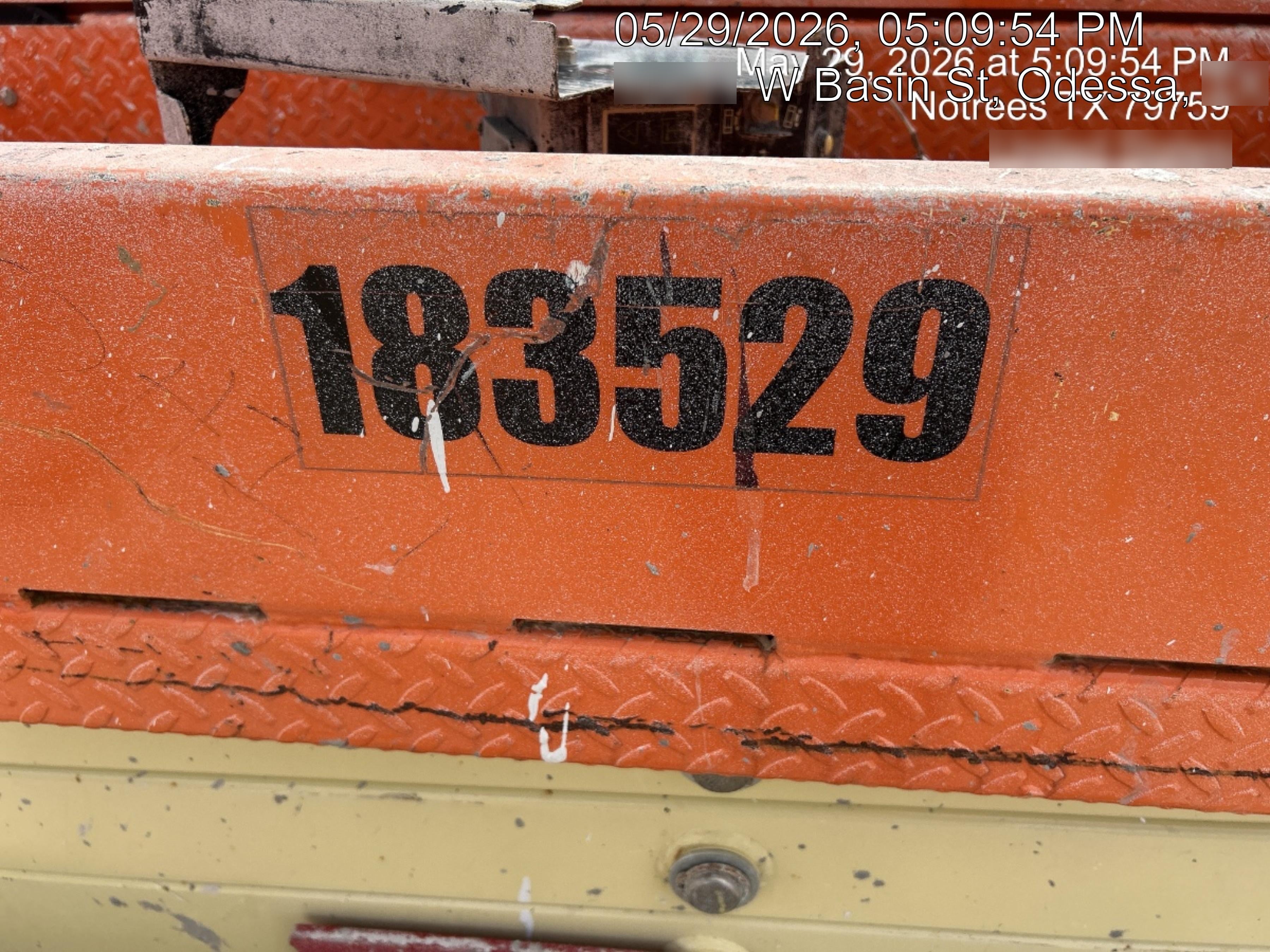 2021 JLG ES1932