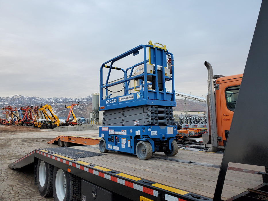 2019 Genie GS-1930 Fixed rails with chain Entry