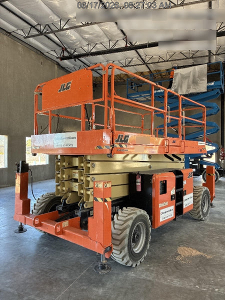 2020 JLG 430LRT