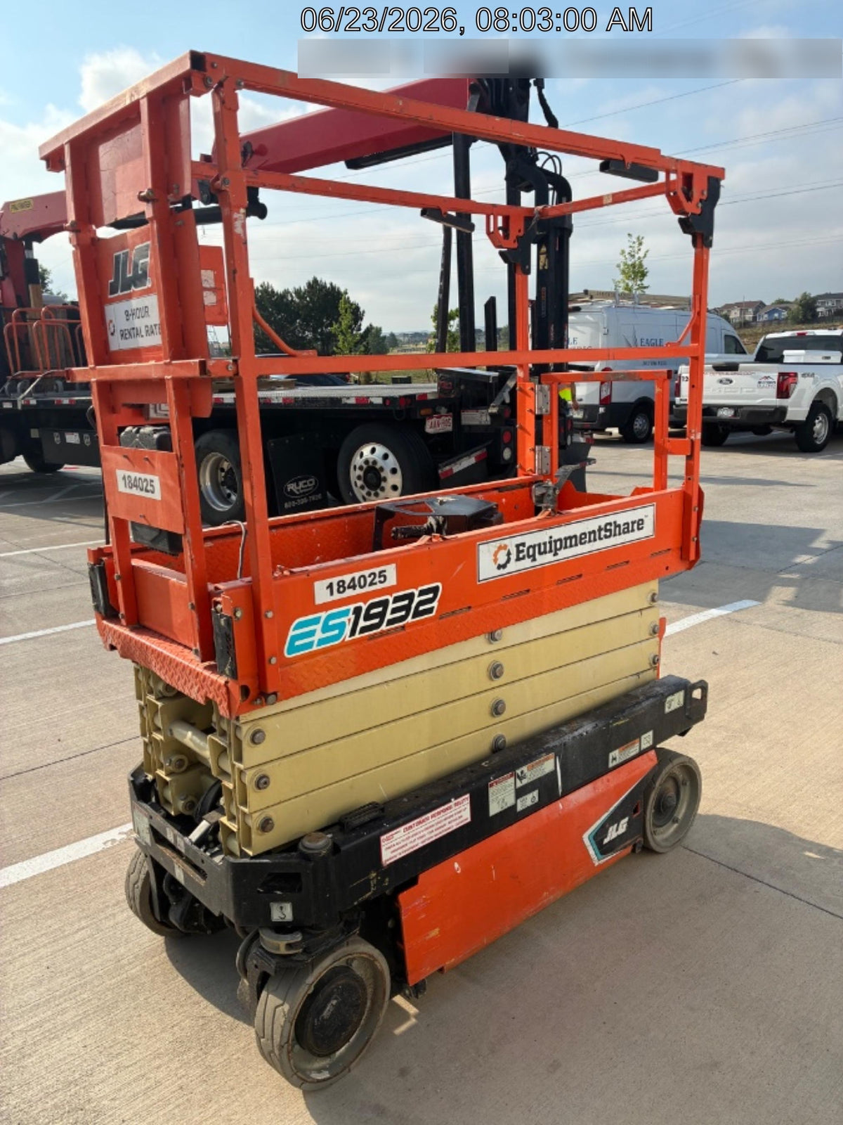 2021 JLG ES1932