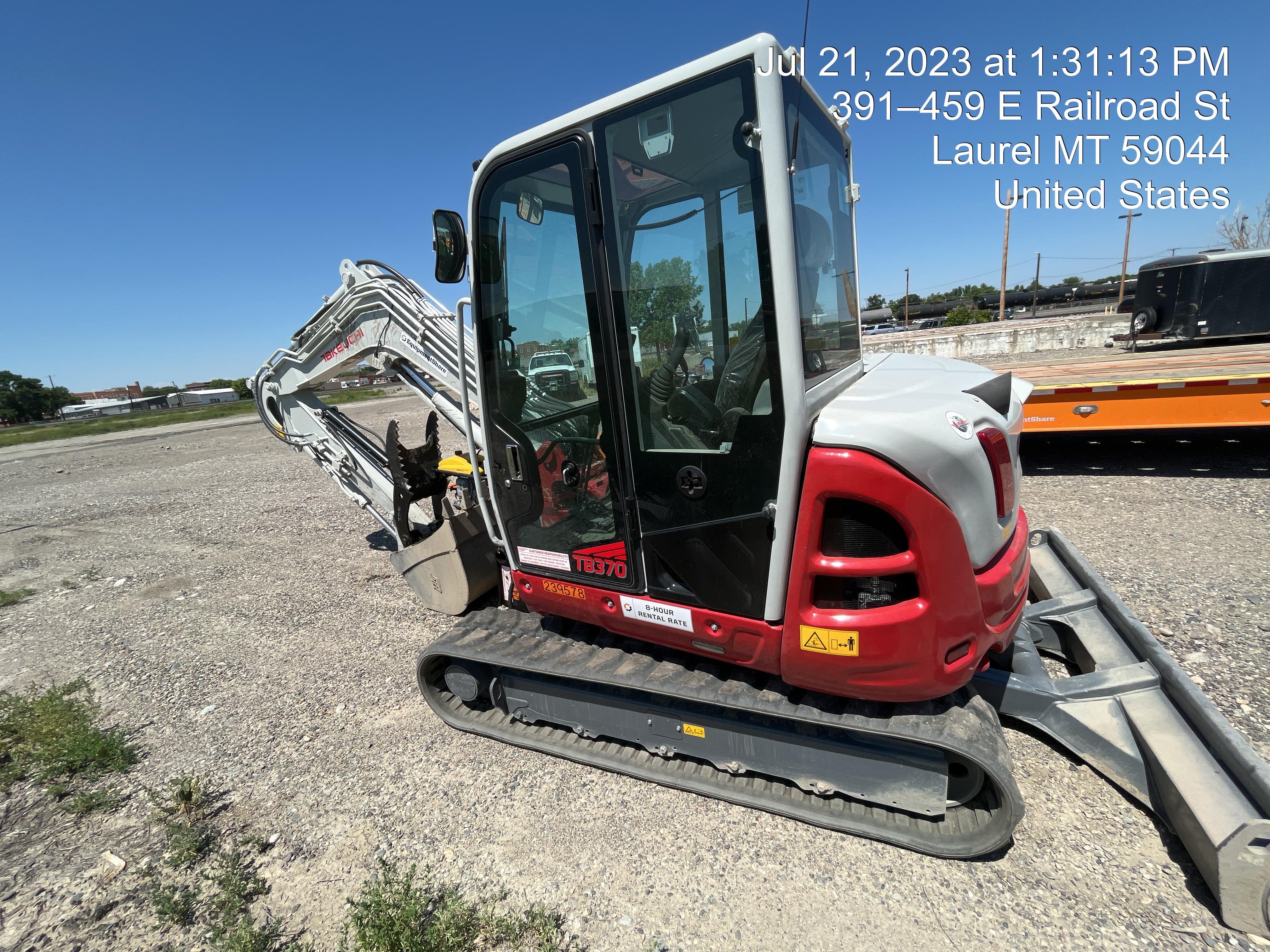 2021 TAKEUCHI TB370CR