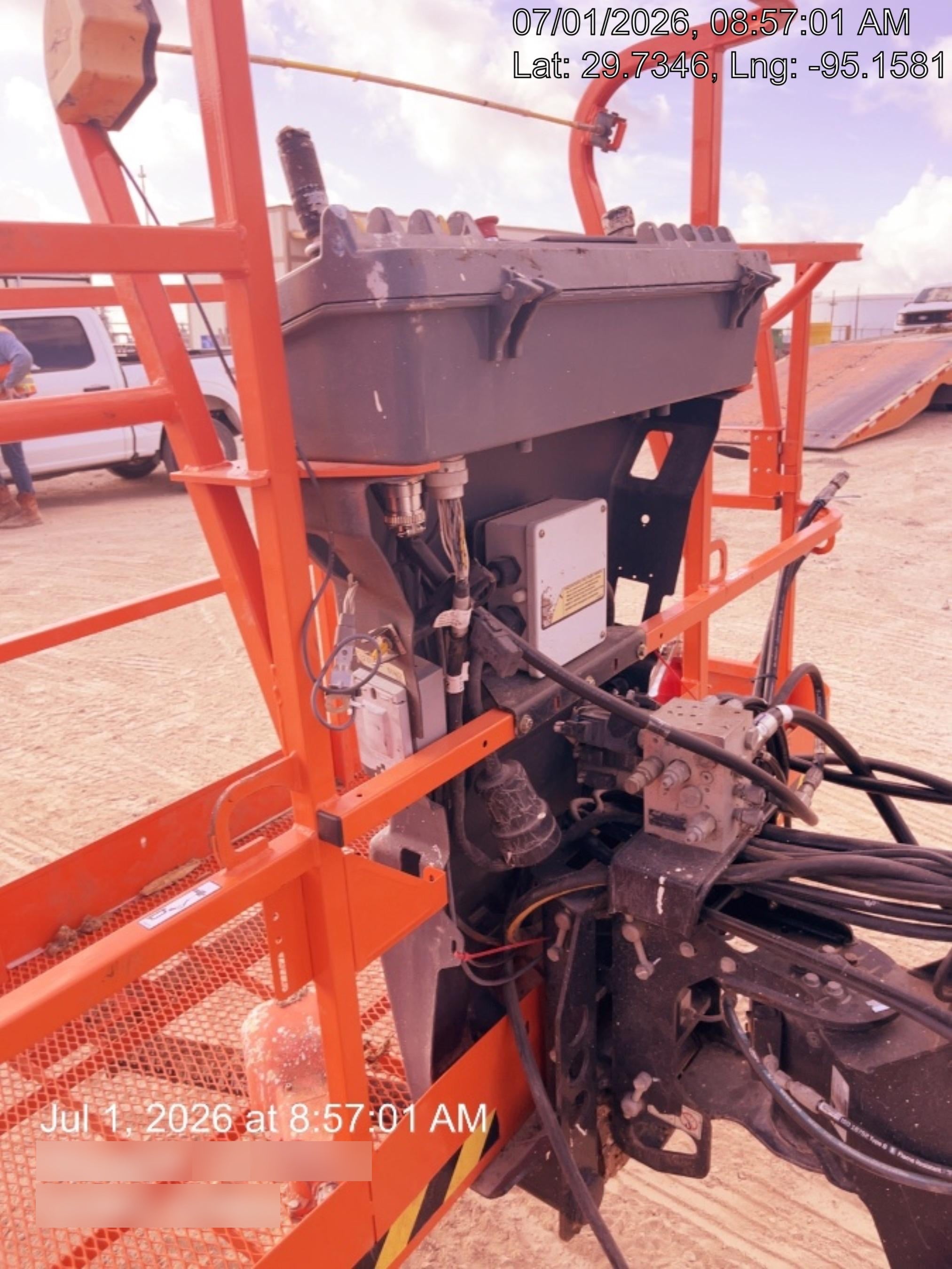 2021 JLG 660SJ Quad Track