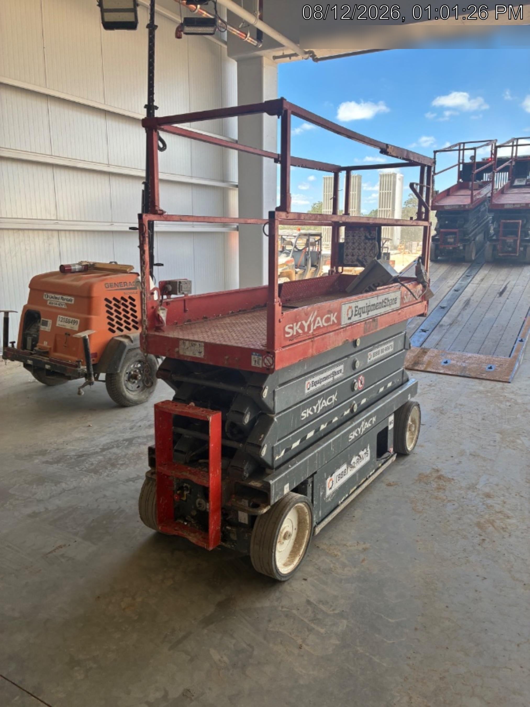 2018 Skyjack SJIII-3226 Skyjack SJIII3226 Scissor Lift w/Trojan Batteries