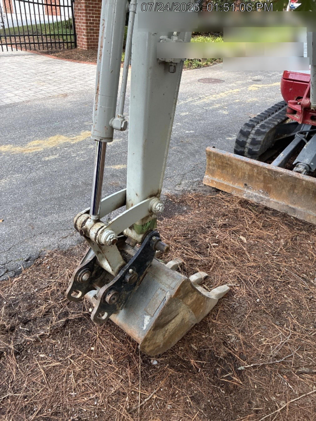 2025 TAKEUCHI TB235-2CR
