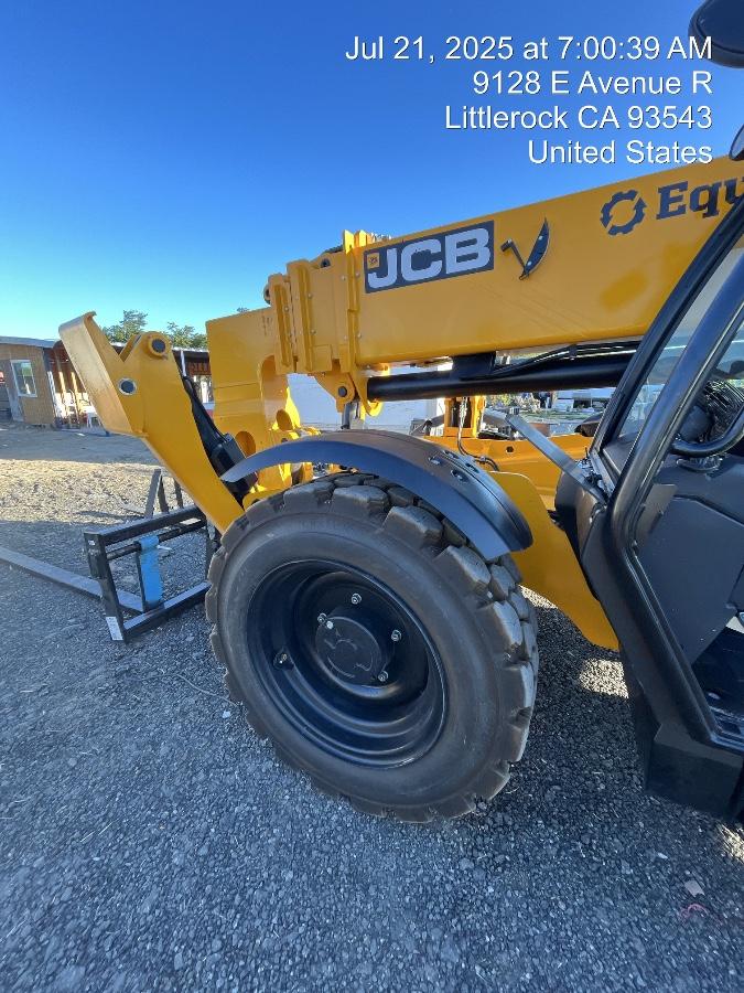 2025 JCB 512-56