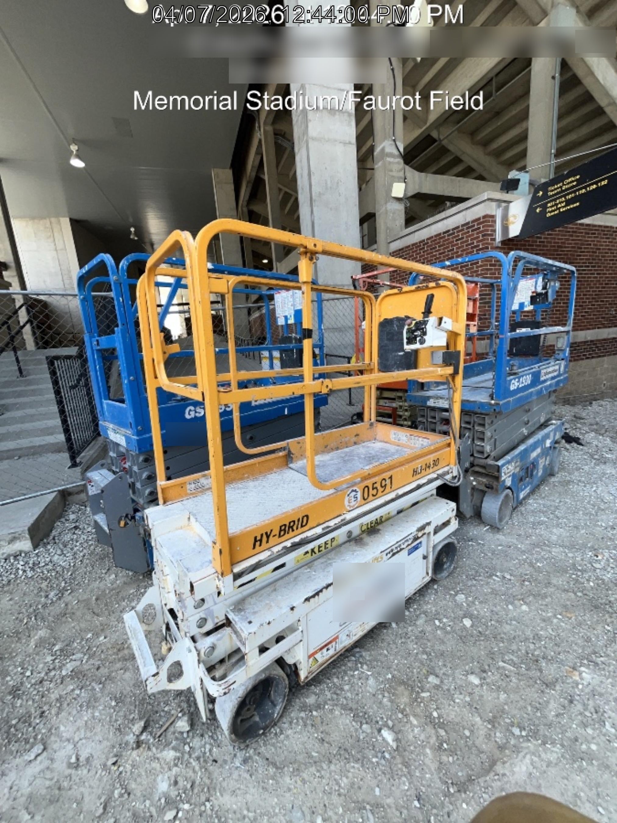 Custom Equipment HB-1430 Hy-Brid Scissor Lift
Platform capacity up to 670 lbs
Working height up to 20 ft
Weighs under 1,700 lbs
Non-marking wheels