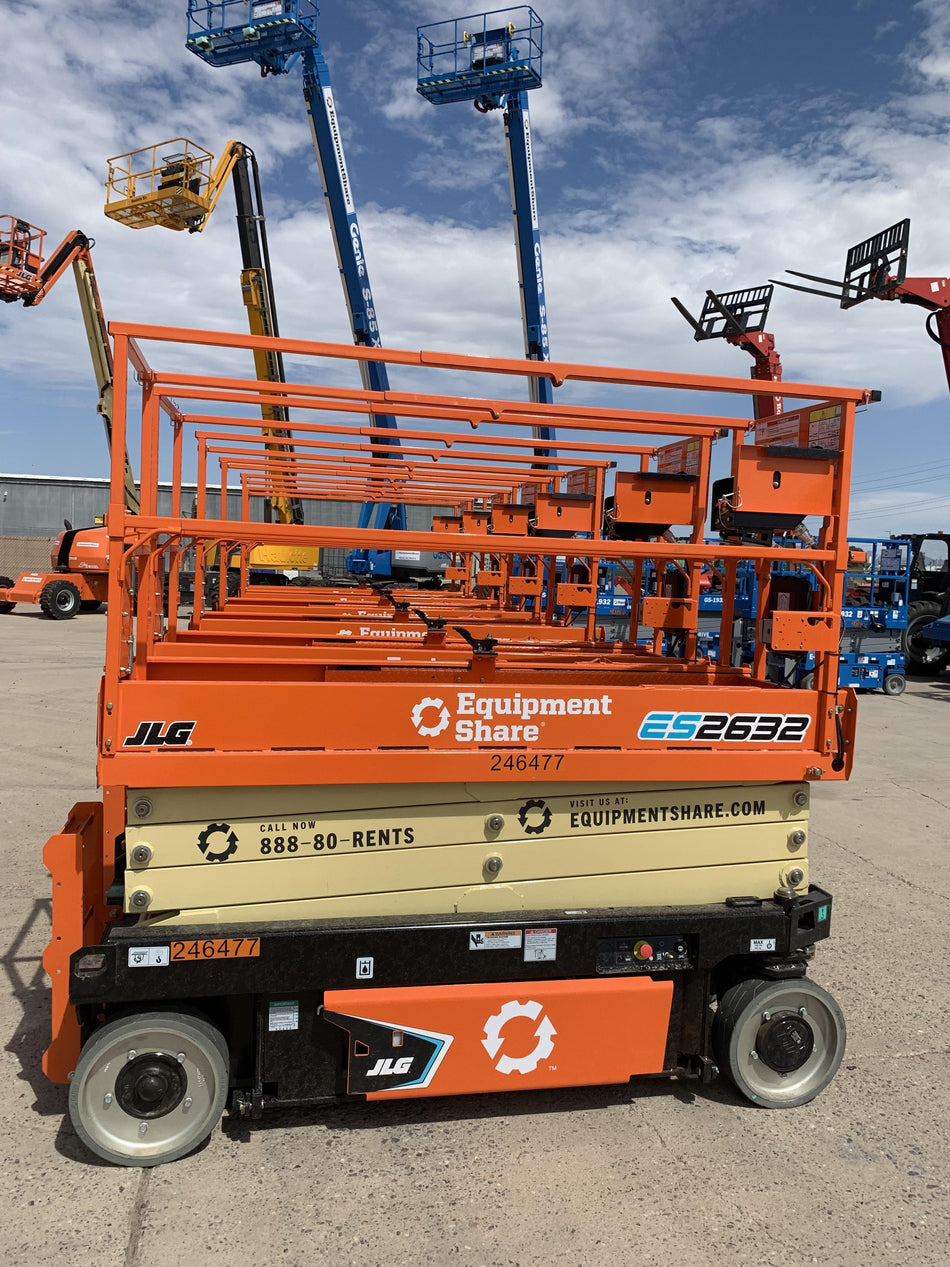 2022 JLG ES2632