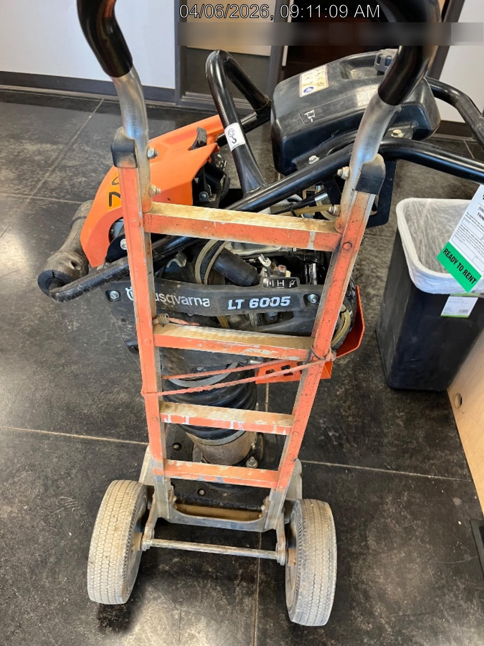 2025 HUSQVARNA LT6005