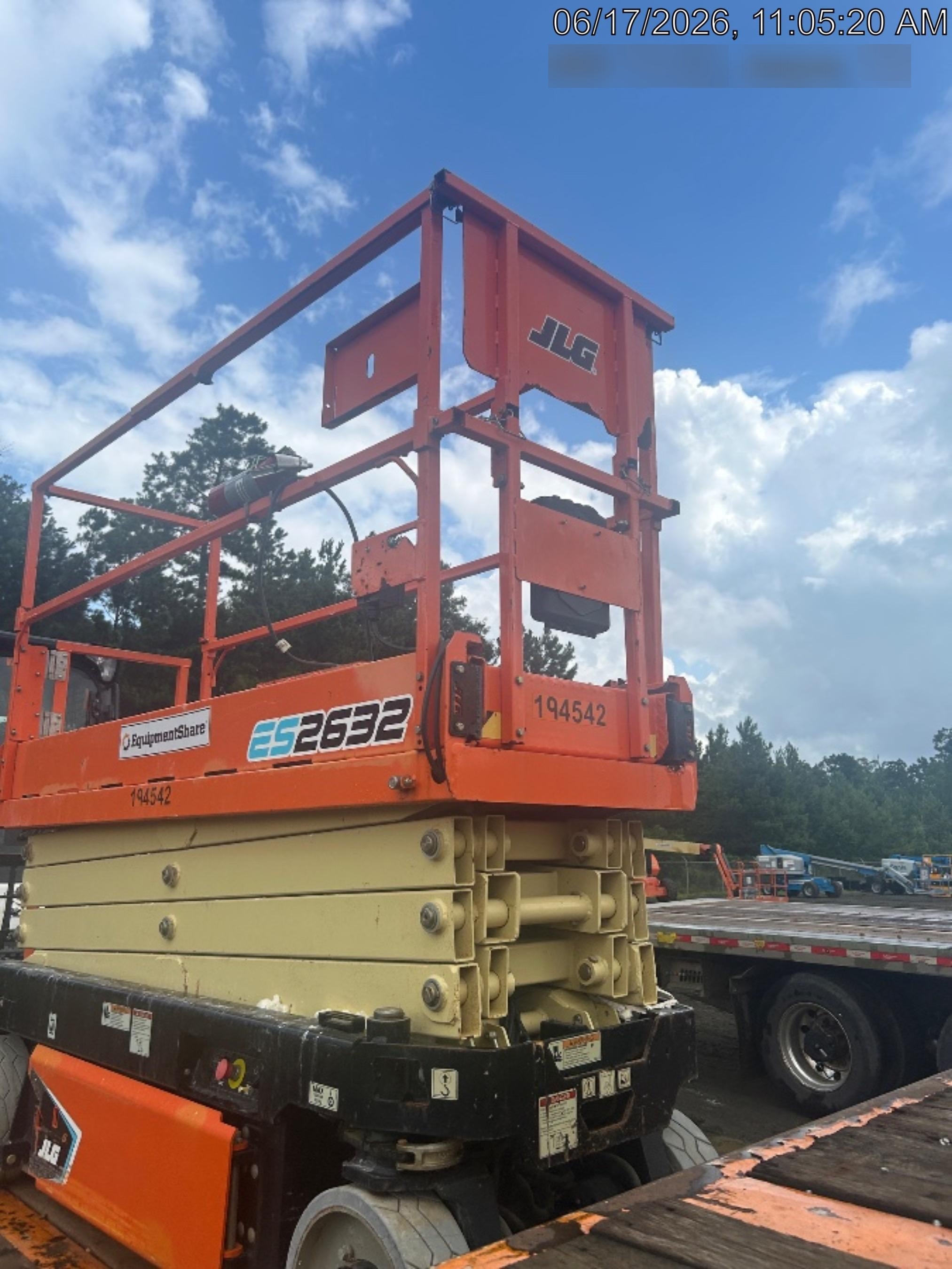 2021 JLG ES2632