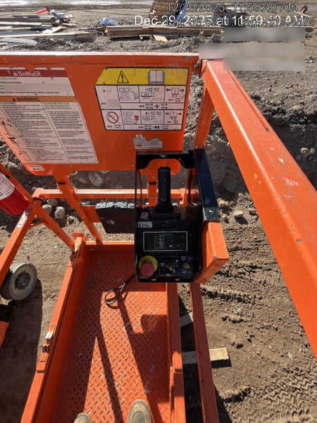 2022 JLG ES2632