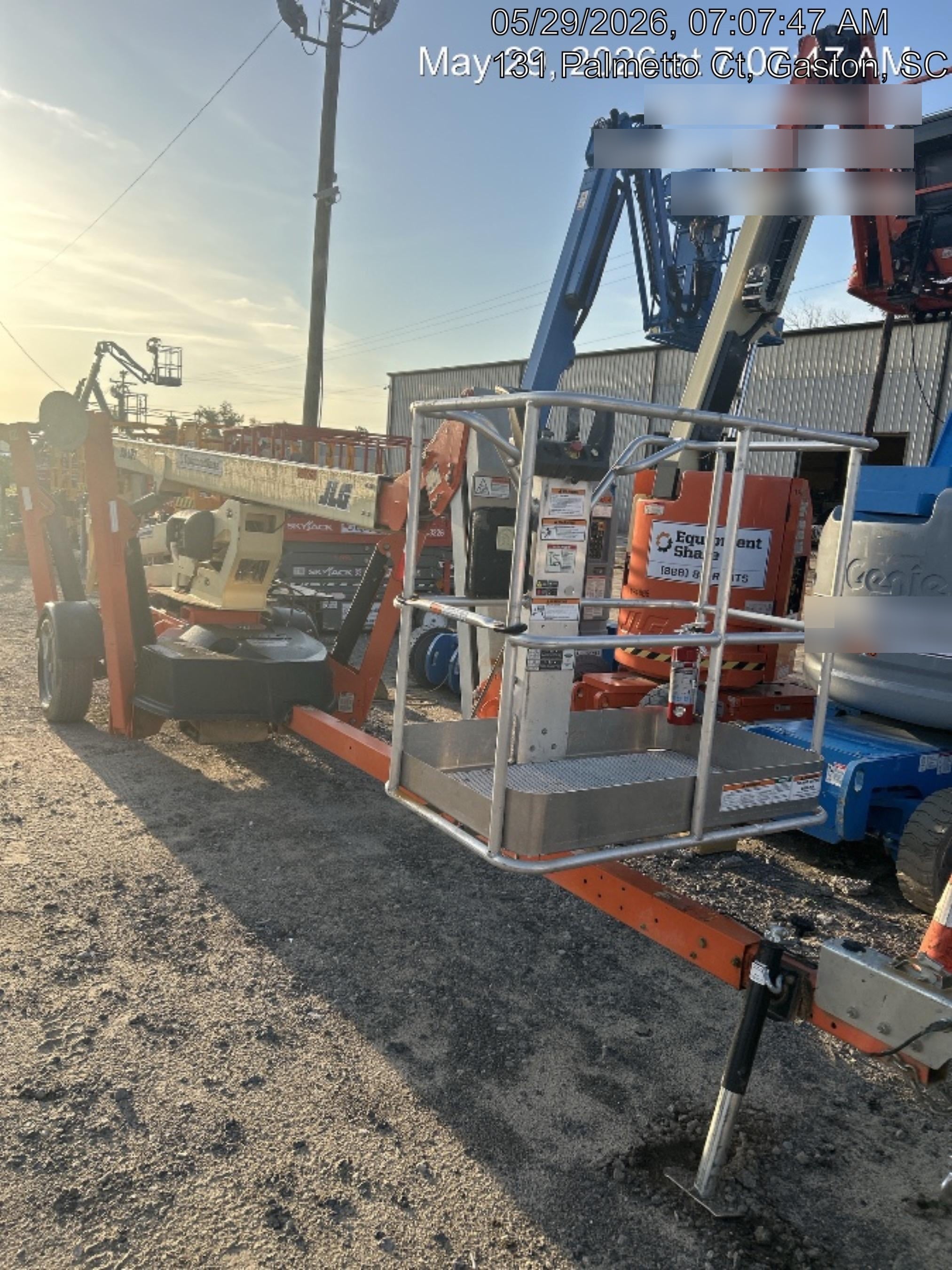 2022 JLG T500J