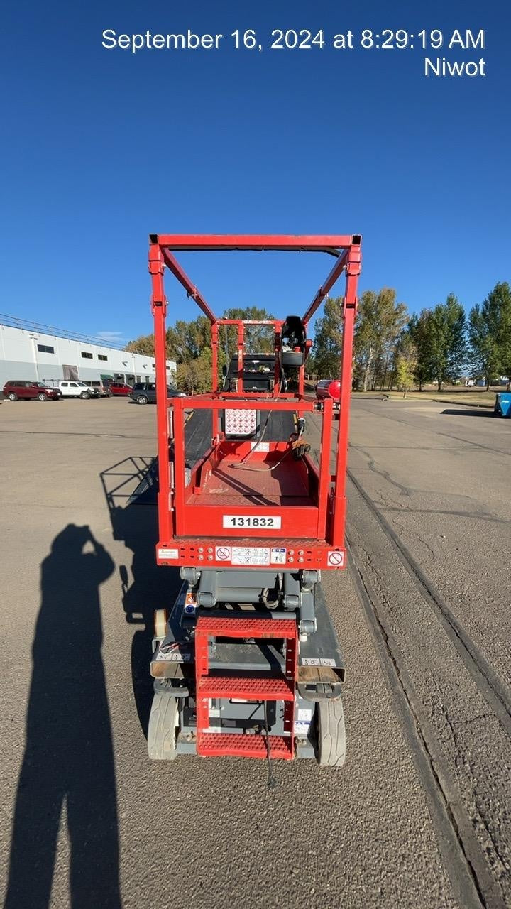 2021 SKYJACK SJ3219