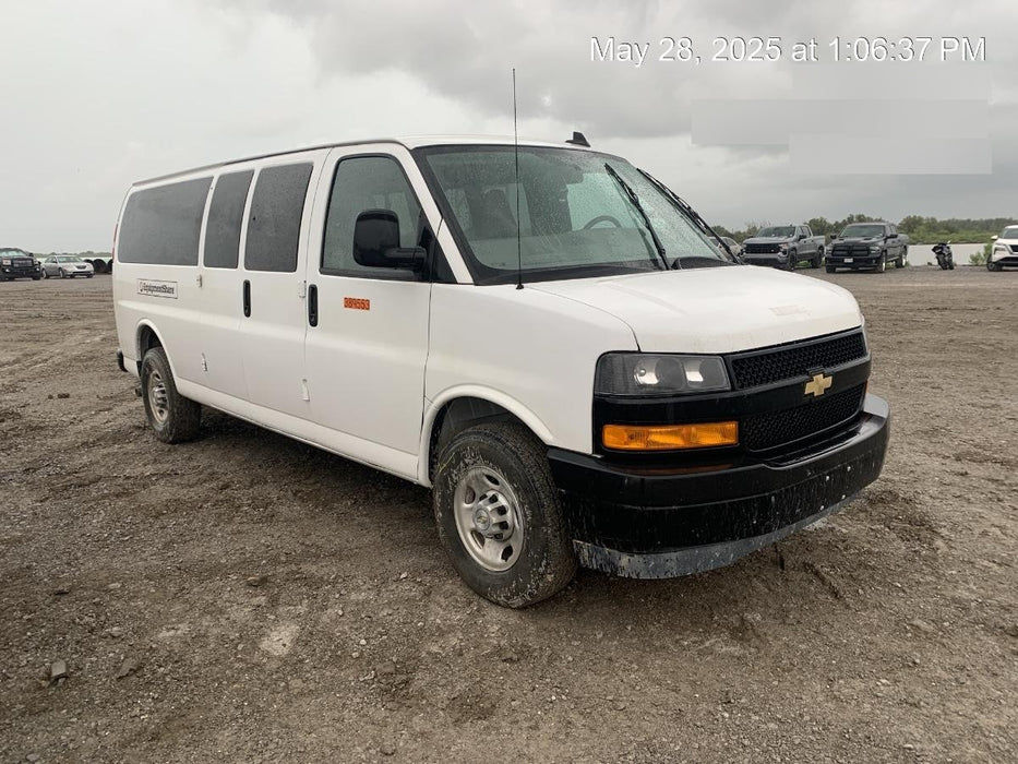 2023 CHEVROLET Express Van - Rental