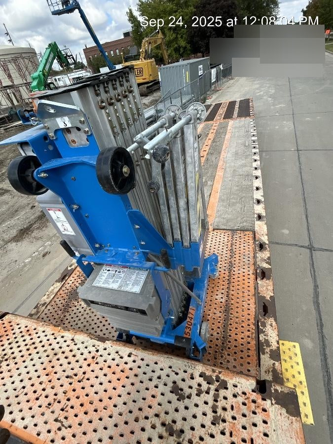 2021 GENIE AWP-30S DC