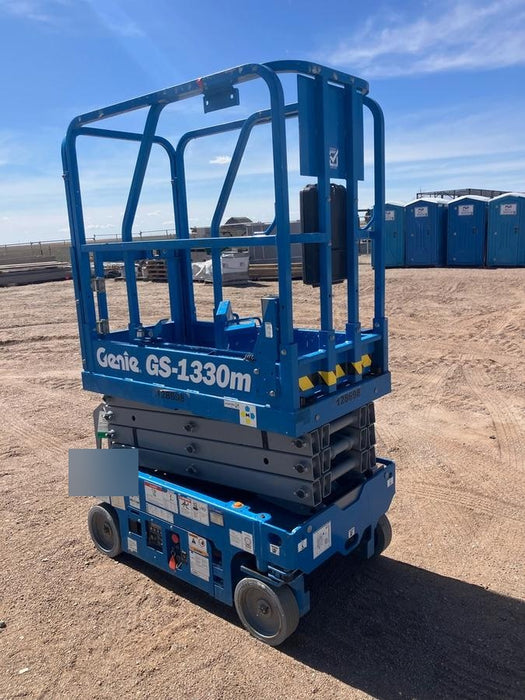 2021 GENIE GS-1330m
