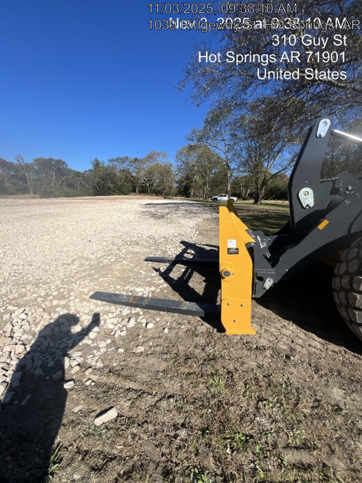 2025 JOHN DEERE 96" Loader Fork Carriage - John Deere