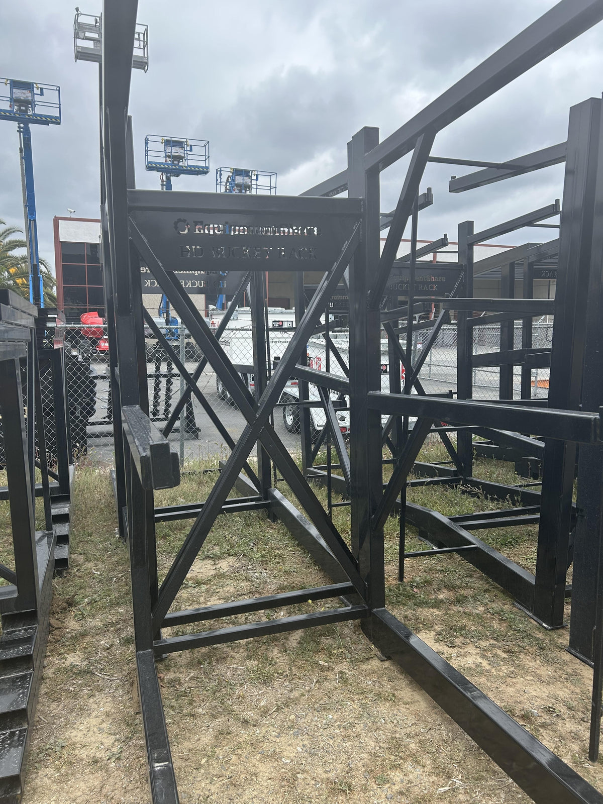 2025 FLUID POWER SUPPORT Heavy Duty Three Bucket Rack