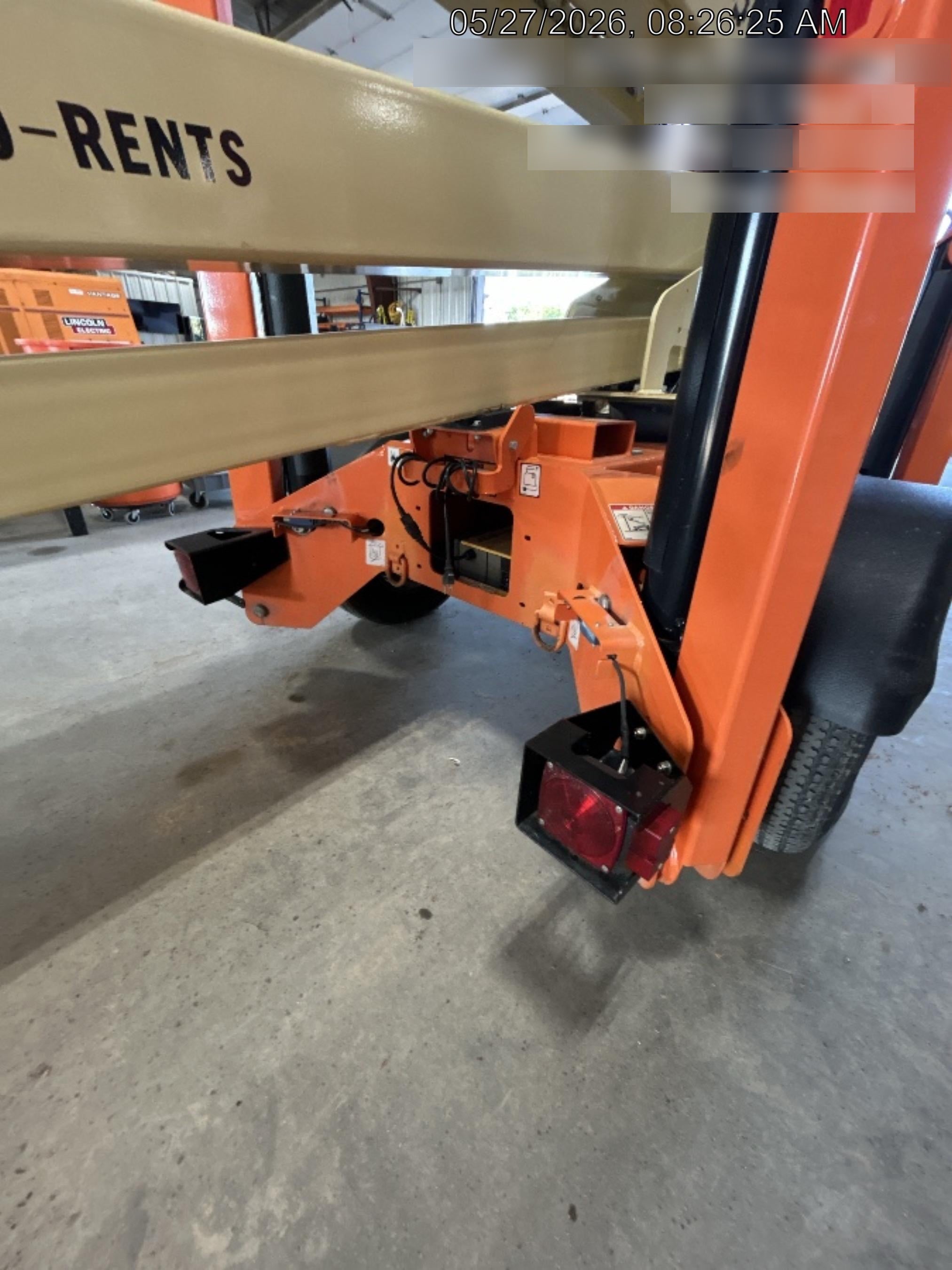 2023 JLG T500J