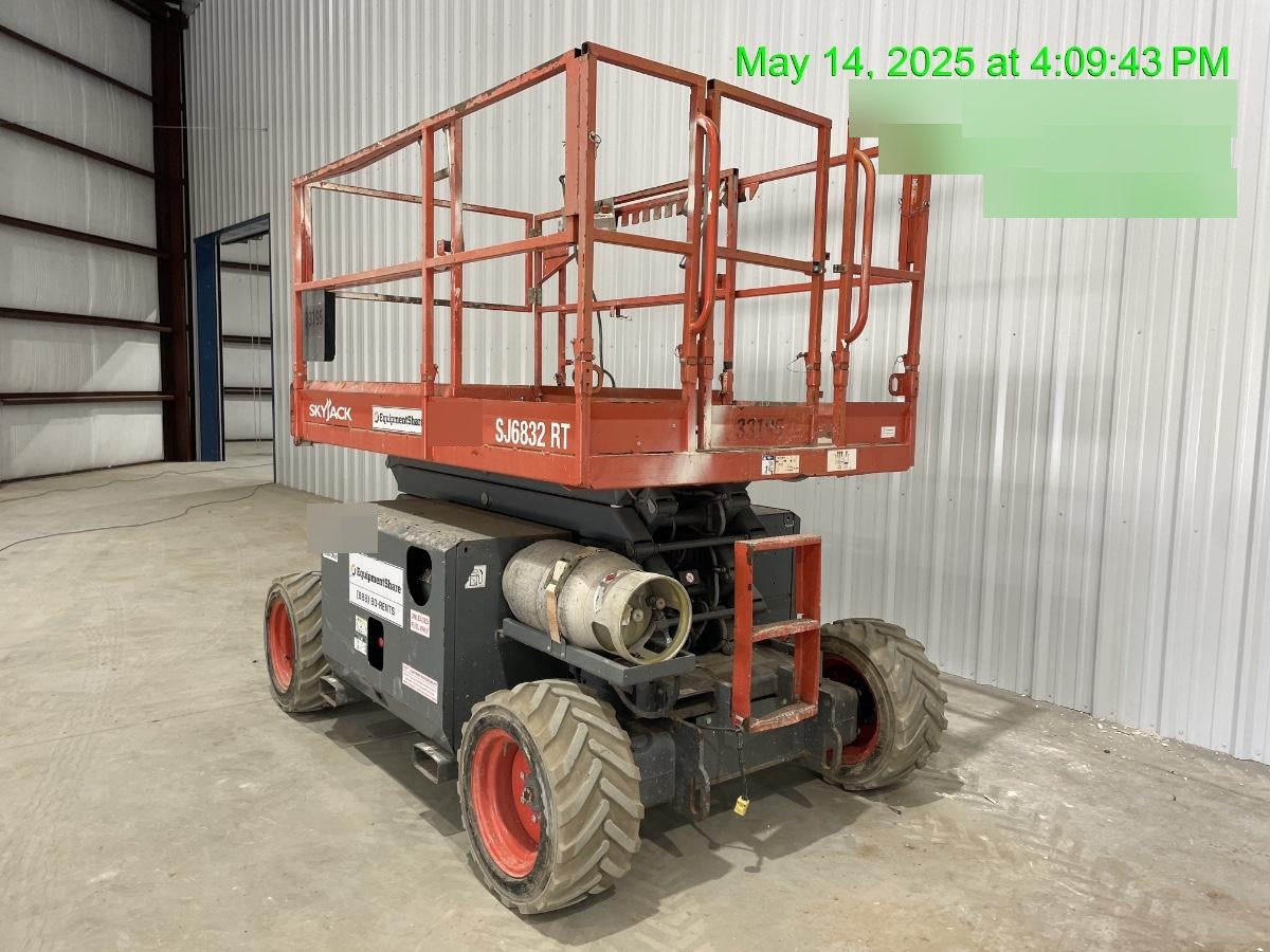 2019 SKYJACK SJ6832 RT