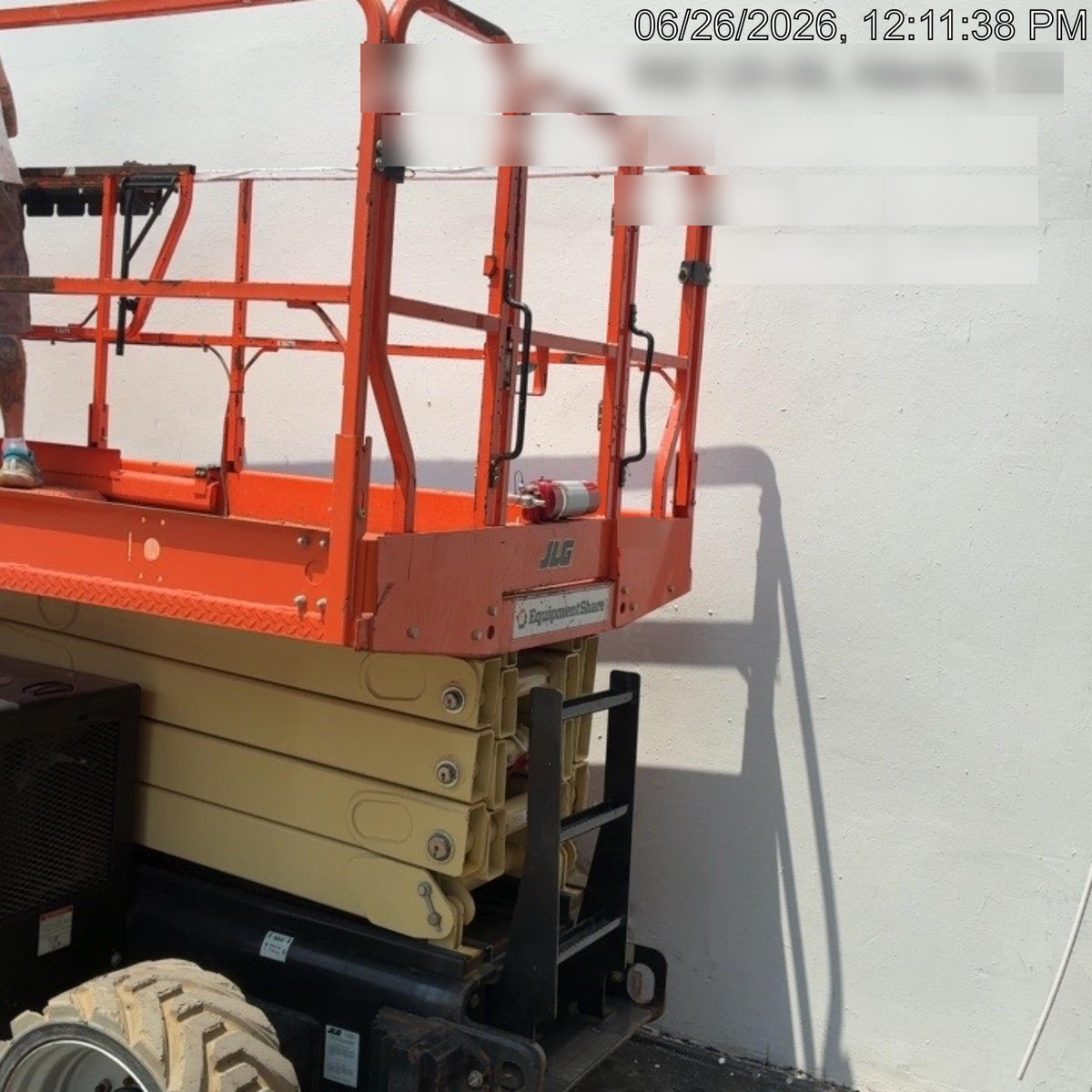 2022 JLG RT4069