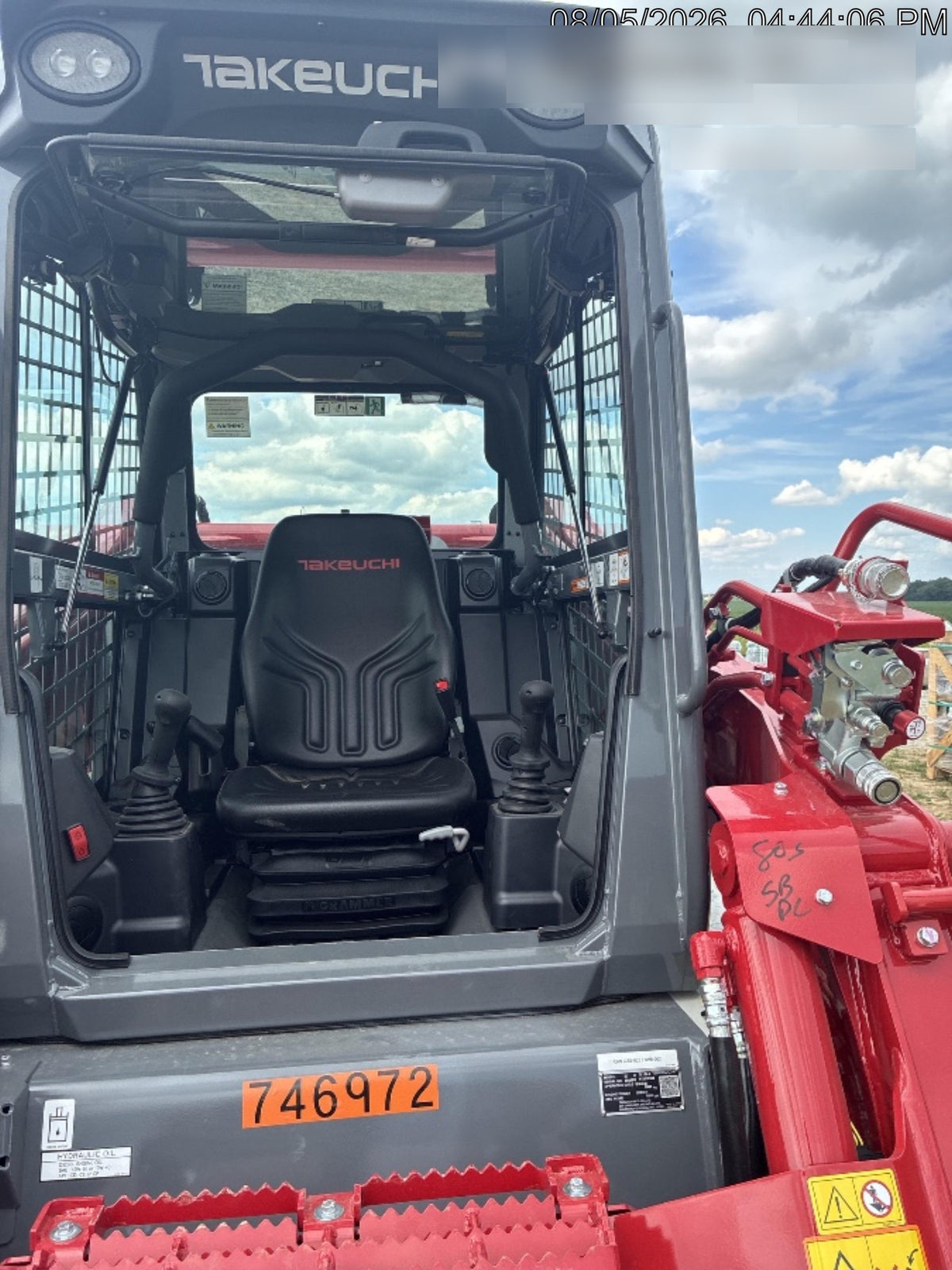 2026 TAKEUCHI TL12V2-CR