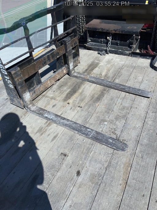 2022 ARROW MATERIAL HANDLING 48" Pallet Forks - Arrow