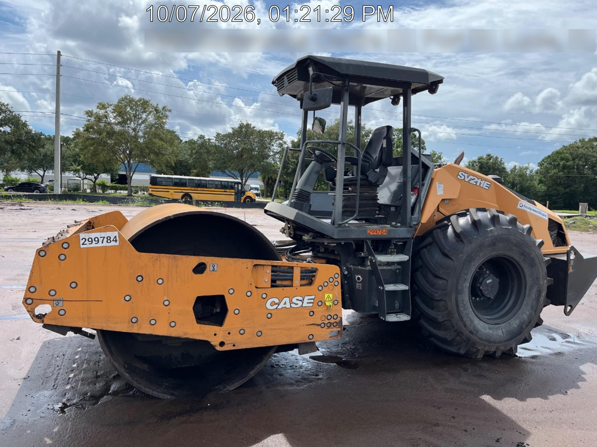 2023 CASE SV211E