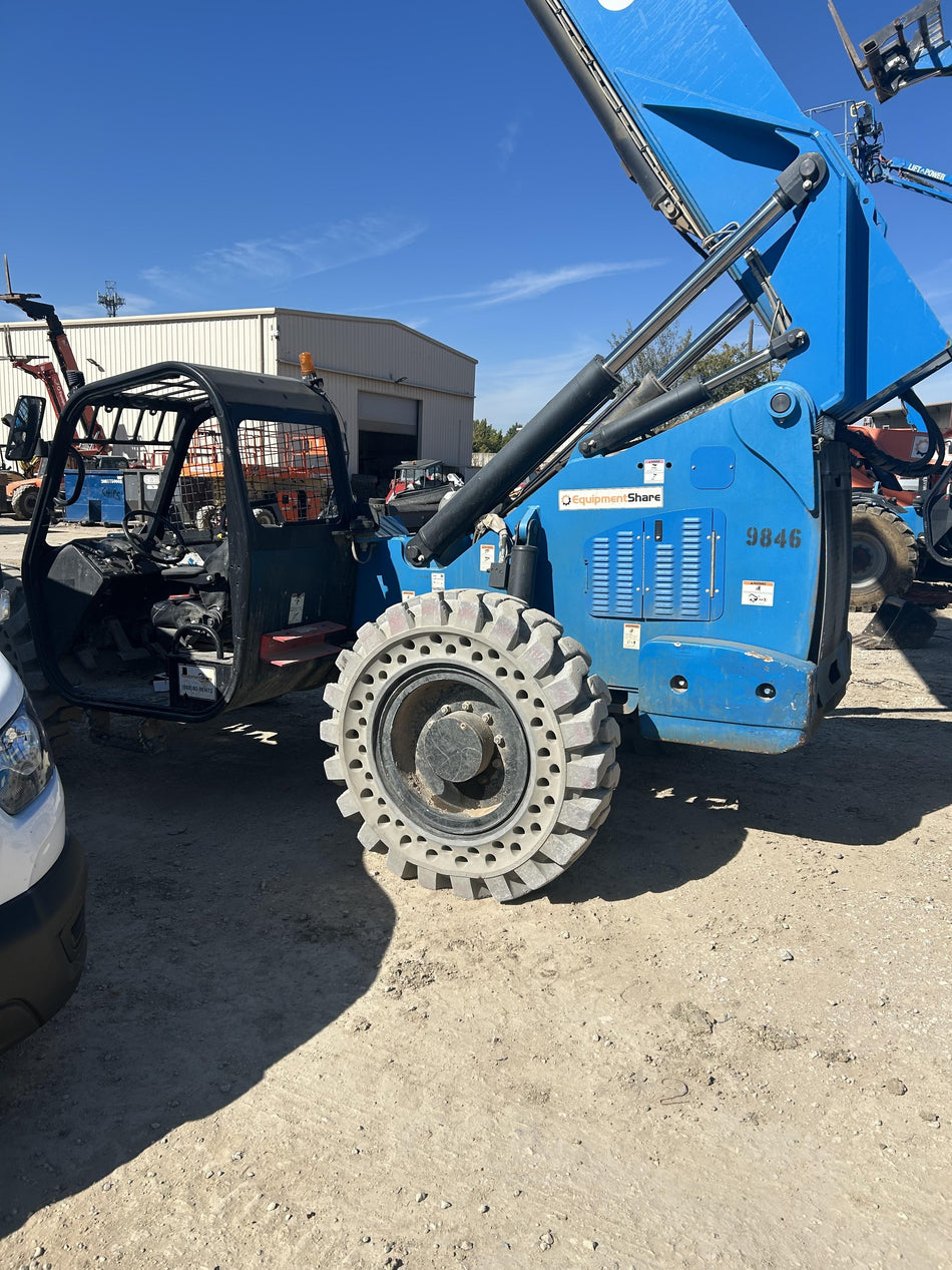 2018 GENIE GTH-1056