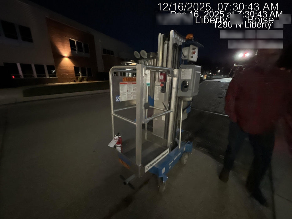 2021 GENIE AWP-30S DC