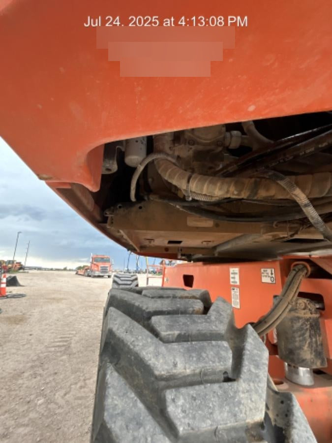 2021 JLG 660SJ