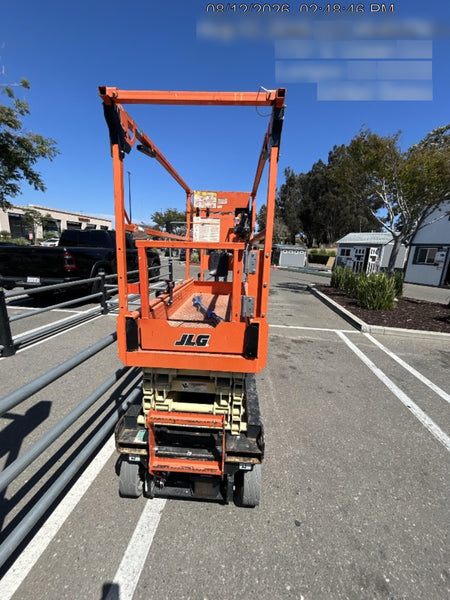 2022 JLG ES1932