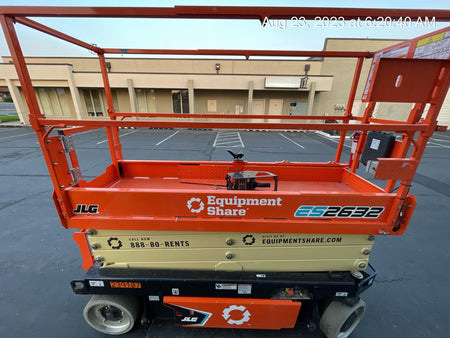 2022 JLG ES2632