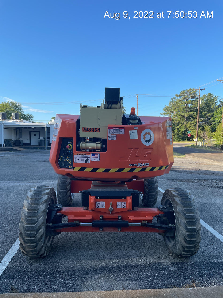 2022 JLG 340AJ