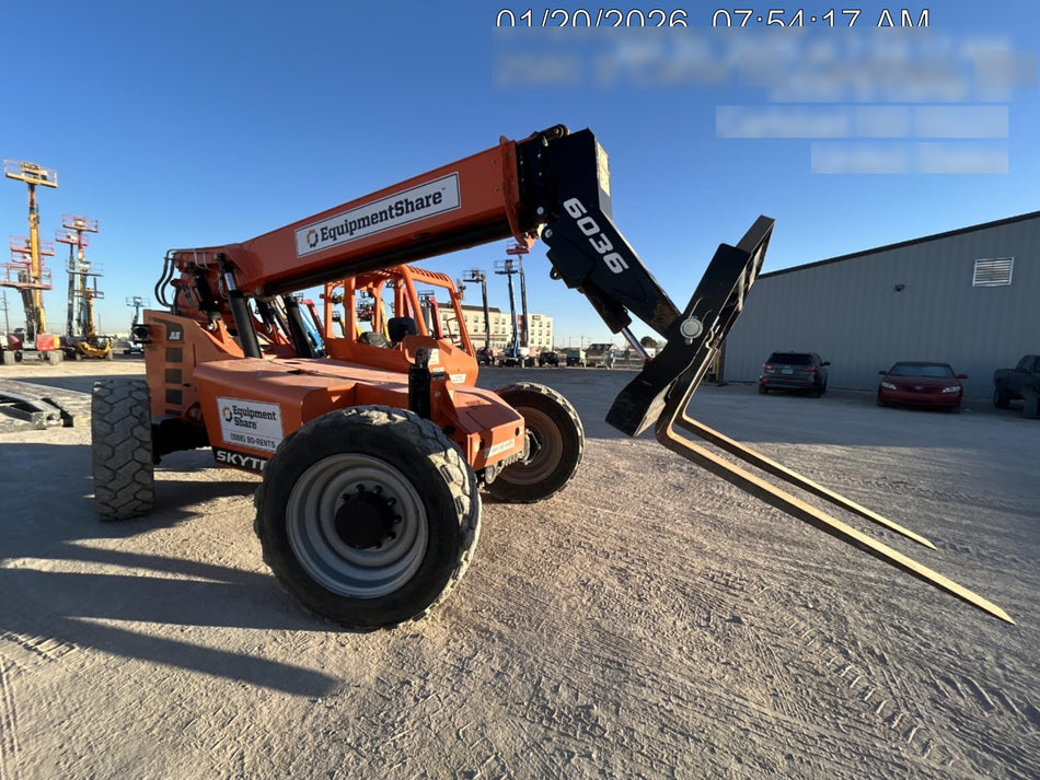 2021 JLG 6036