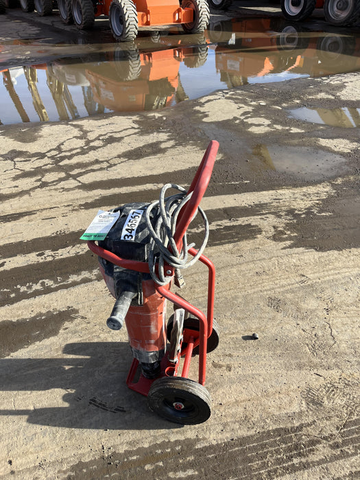 2023 HILTI TE 3000-AVR